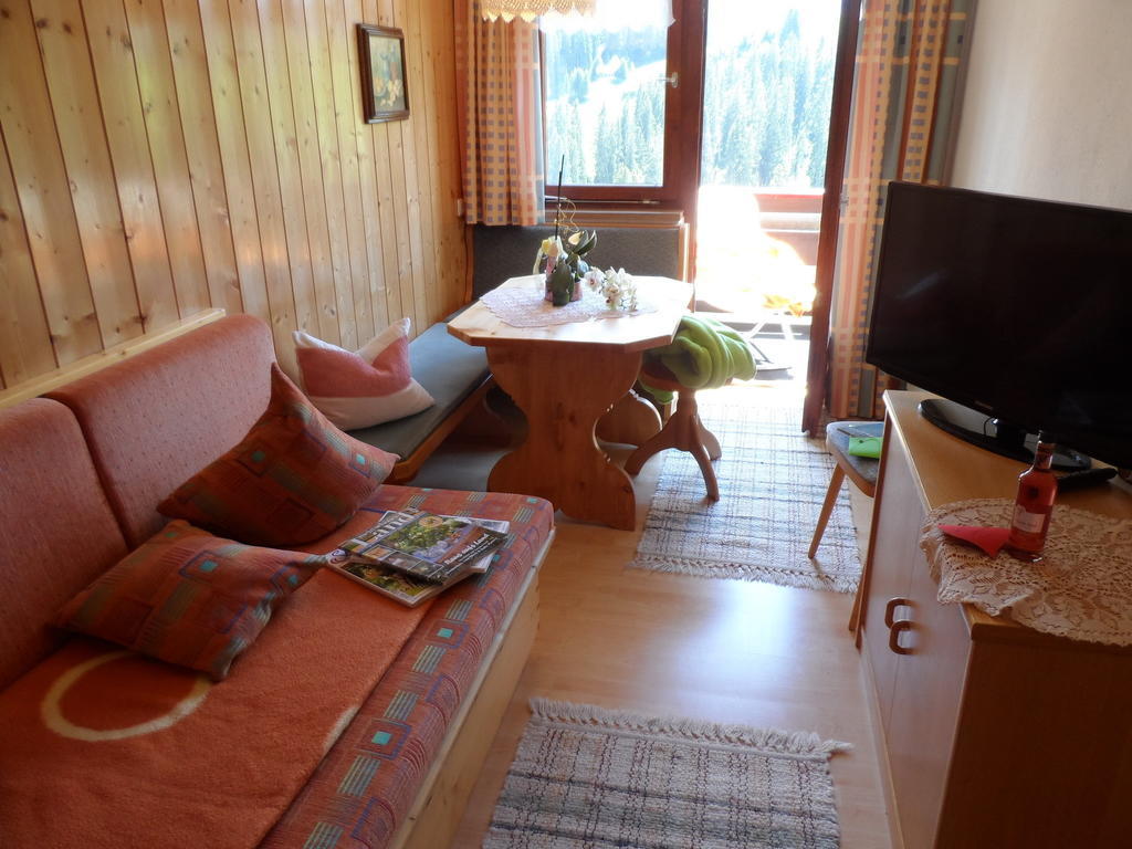 Haus Brunneck Daire Warth  Oda fotoğraf